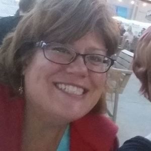 Meet your Posher, Lynn